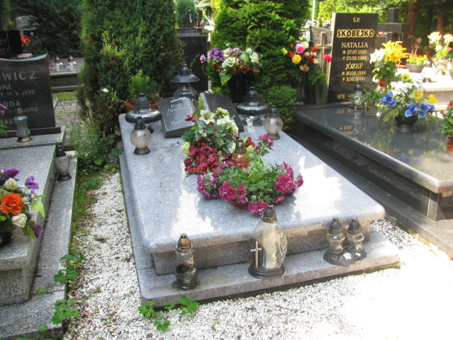 Grób STANISŁAW PAWŁOWSKI