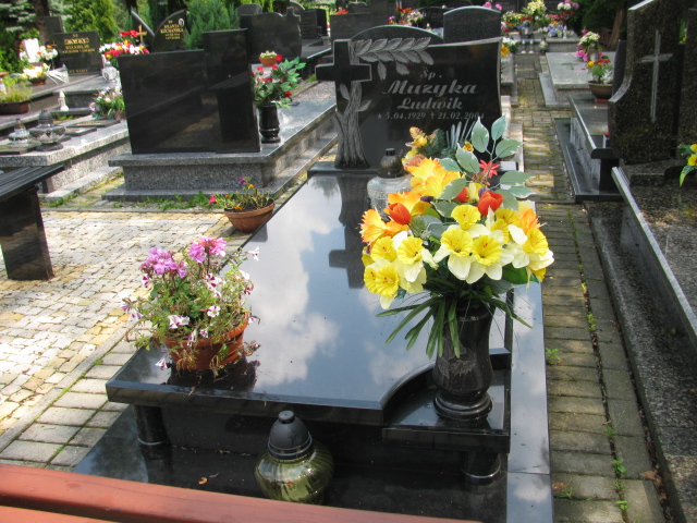 Grób Bronisława Muzyka