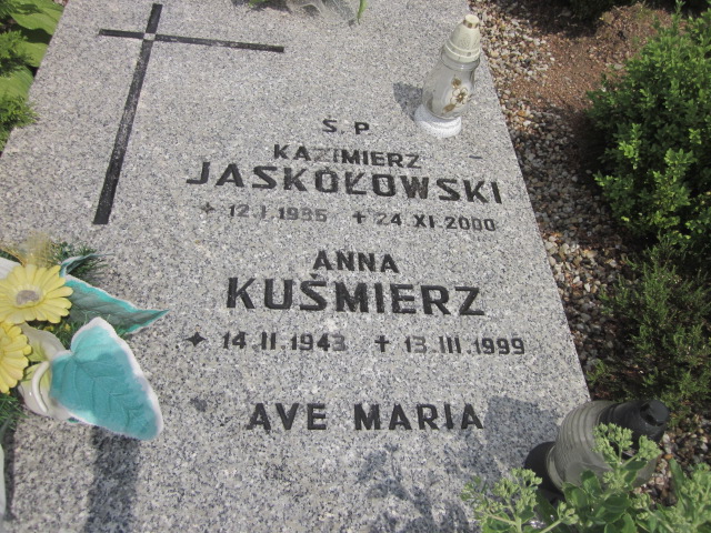 Anna Kuśmierz 1943 Kowary - Grobonet - Wyszukiwarka osób pochowanych