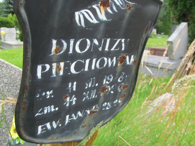 Genowefa PIECHOWIAK 1926 Kowary - Grobonet - Wyszukiwarka osób pochowanych