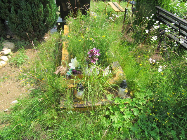 Grób KRYSTYNA PILARZ